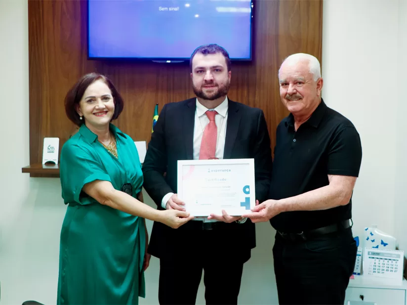 Delegacia de Pirapozinho destina motocicleta para o Hospital de Esperança